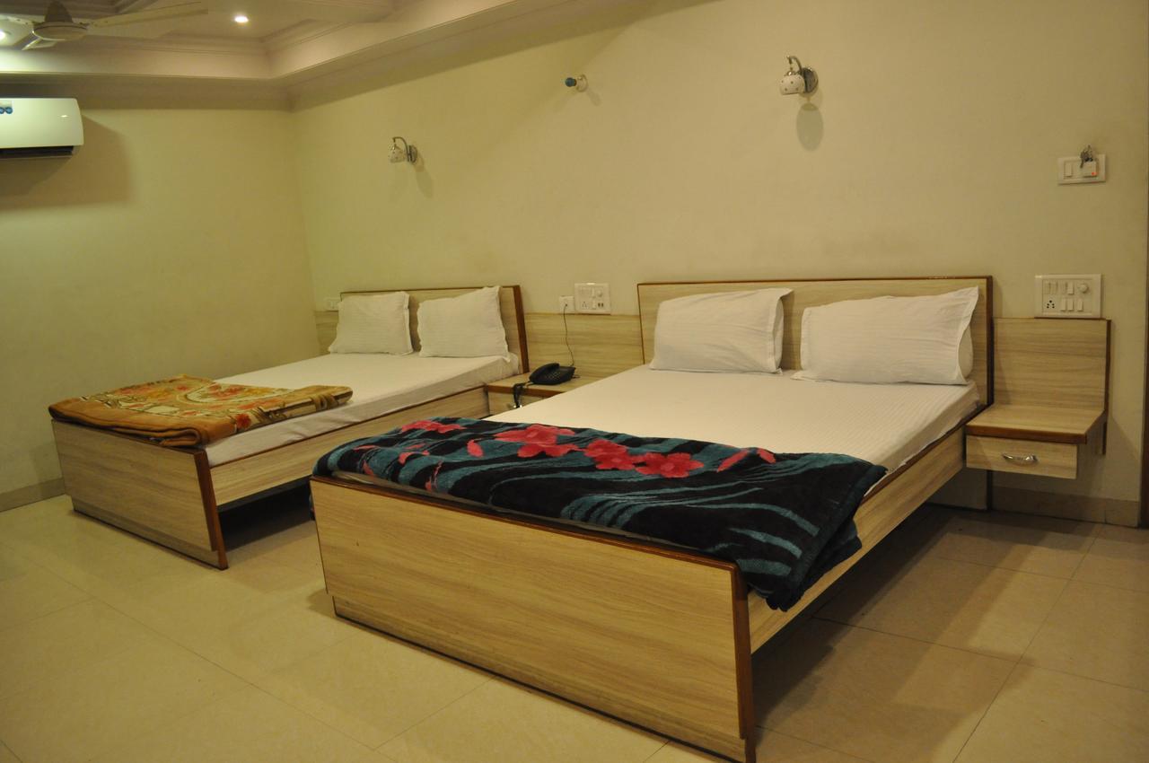 Simla Hotel Jaipur Exterior photo