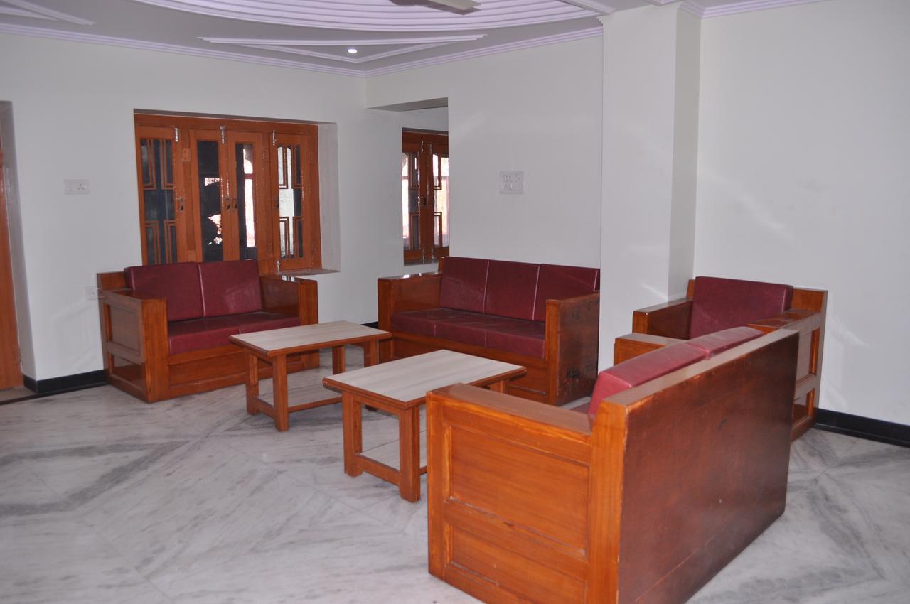 Simla Hotel Jaipur Room photo